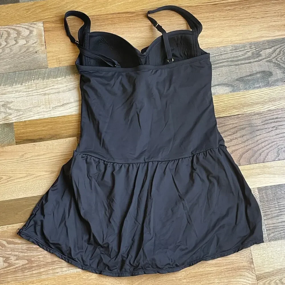 Rose Marie Reid Women's L Black Swimdress One Piece Skirted Swimsuit